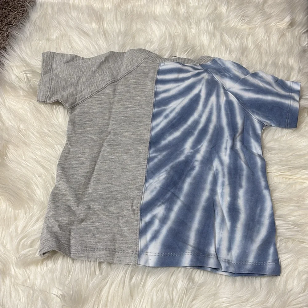 NWT Splendid Tie Dye Short Sleeve Blue Grey Shirt Girls Youth 5